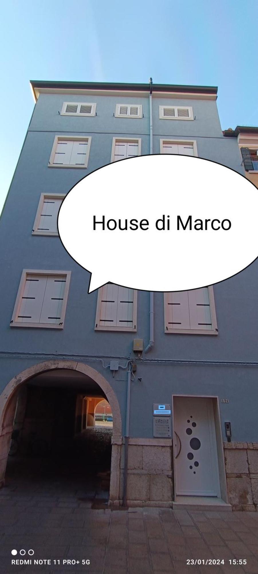 House Di Marco Apartment *